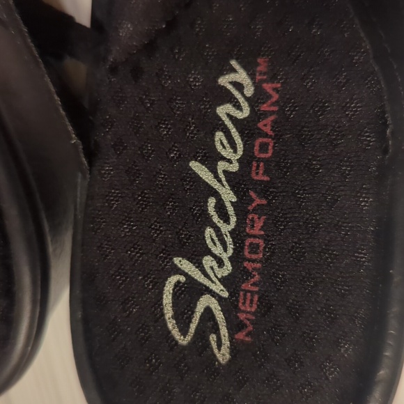 SKECHERS Rumblers Multi-strap Rhinestone Women's Black Slide Thong Sandal Sz 8.5 - Picture 3 of 5